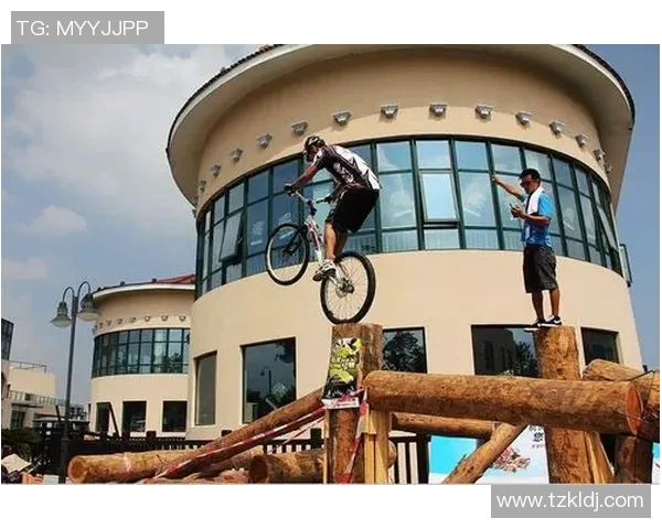 上海街舞队在极限运动联赛中的拼搏历程与梦想追逐之路 上海街舞队在极限运动联赛中的拼搏历程与梦想追逐之路